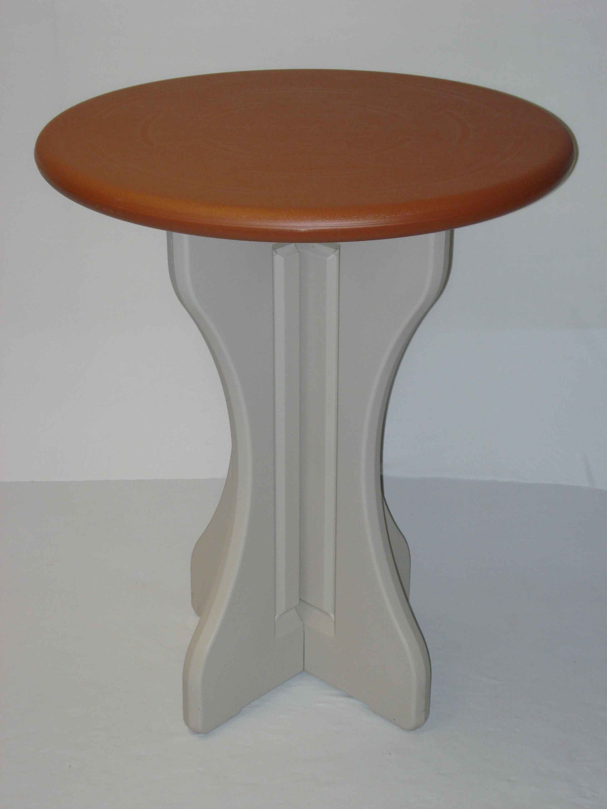 Leisure Accents Table & Stools - Leisure Accents